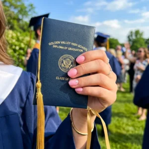 Graduation Nails 2026: 20+ Stunning Ideas for Your Big Day
