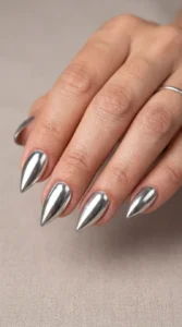 Short Stiletto Nails: The Practical Guide to a Bold Shape